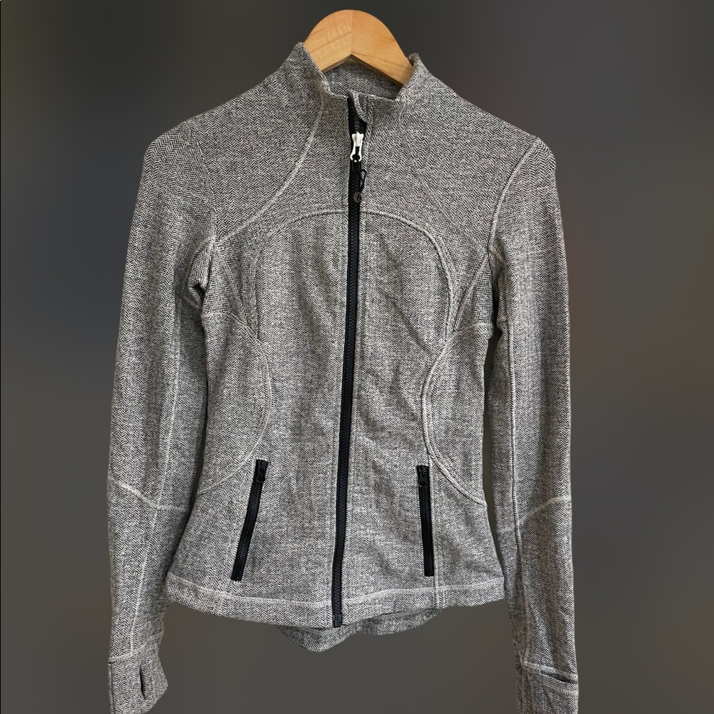 Women’s Lululemon jacket (4)